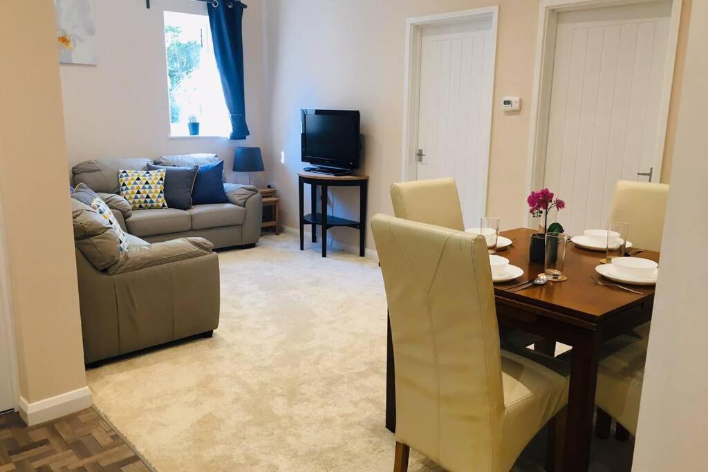 Apartment Private 1st Floor - Perfect For Port Of Dover, Eurotunnel And Short *